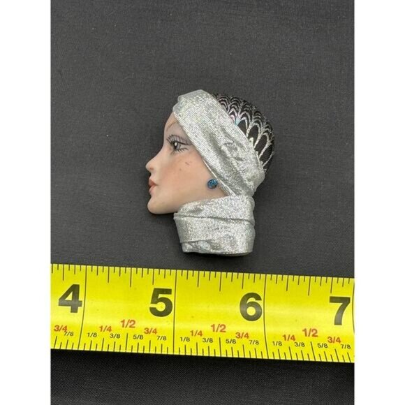 Vintage Porcelain Head Brooch With Silver Turban & Scarf Accent - Picture 3 of 8